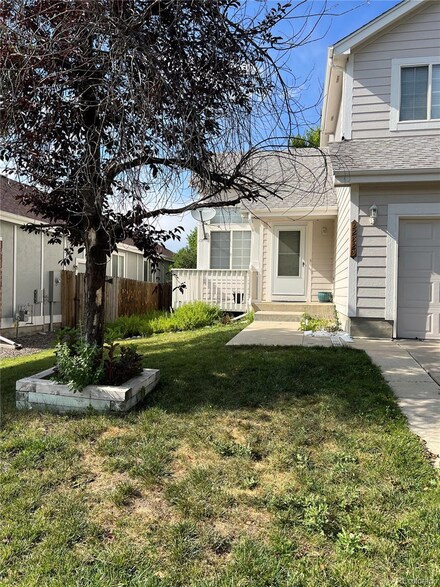 22823 E Orchard Place, Aurora, CO 80015