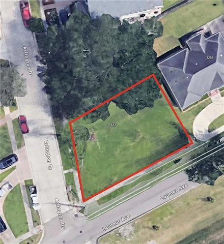 557 Arlington Dr, Metairie, LA 70001