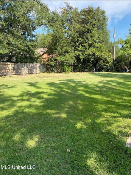 10163 Sadler Ln, Diberville, MS 39540