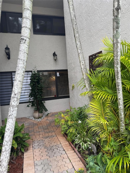 9713 N New River Canal Rd Unit 301, Plantation, FL 33324