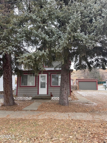 103 1st Ave E, Zap, ND 58580