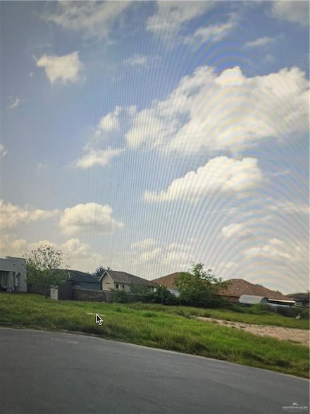 916 Sebastian Ct, Pharr, TX 78577