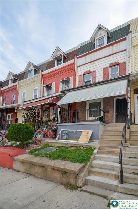 713 N 12th St, Reading, PA 19604