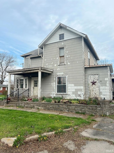 307 N Main St, Carthage, IN 46115