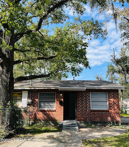 3638 Lionell St, Jacksonville, FL 32209