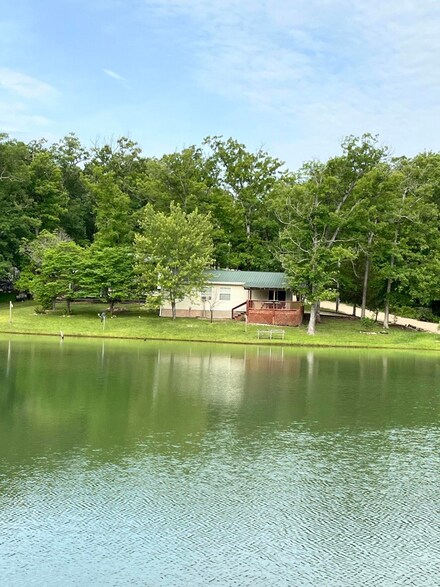 9126 Busy Beaver Dr, Steedman, MO 65077