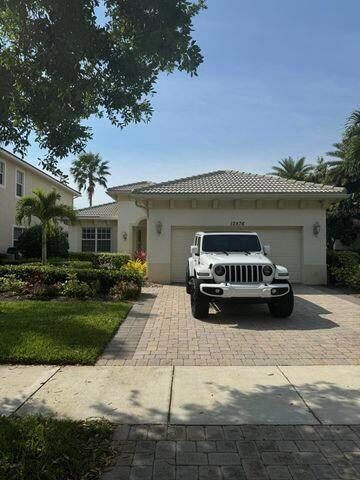 12476 Aviles Cir, Palm Beach Gardens, FL 33418