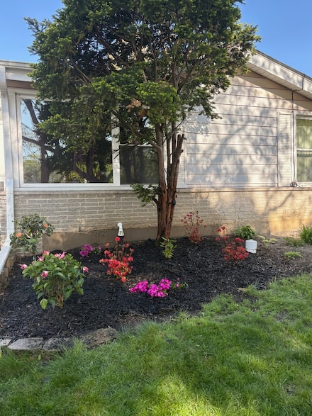 381 N 4th Ave Unit B, Des Plaines, IL 60016