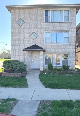 100 Luella Ave, Calumet City, IL 60409
