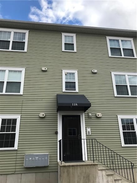 118 Broad St, Cumberland, RI 02864
