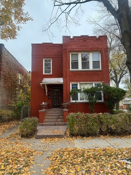 7957 S Clyde Ave Unit 2, Chicago, IL 60617