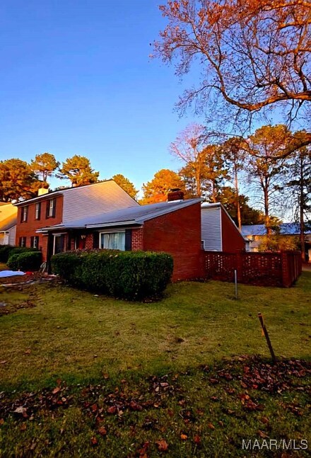 10 E Chadwick Cir, Dothan, AL 36305