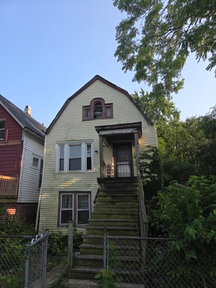 627 E 92nd Place, Chicago, IL 60619