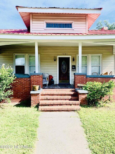 1201 Chestnut St, Wilmington, NC 28401