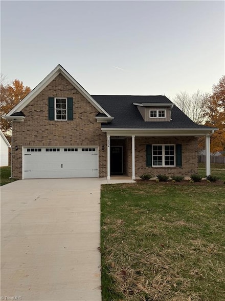 5034 Whitewood Ln, Winston-Salem, NC 27104