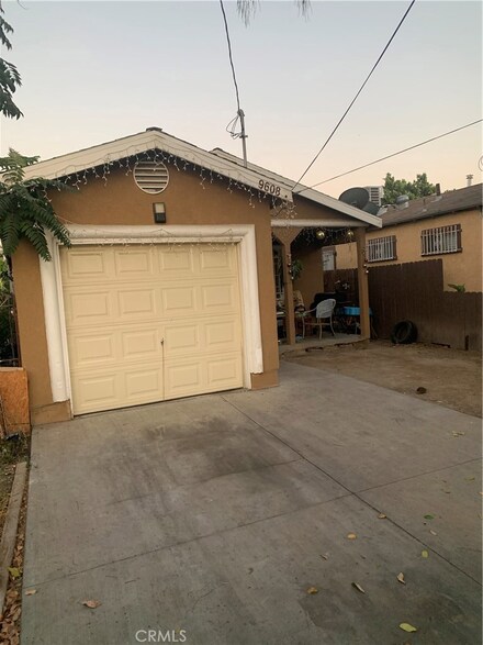 9608 Defiance Ave, Los Angeles, CA 90002