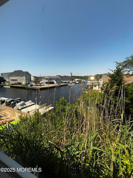 228 Cypress Dr, Bayville, NJ 08721