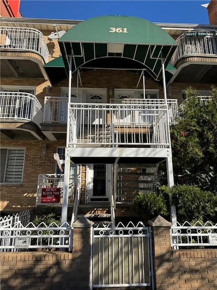 361 86th St Unit 6, Brooklyn, NY 11209