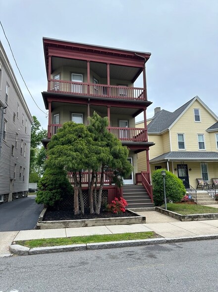 16 Church St Unit 2, Malden, MA 02148