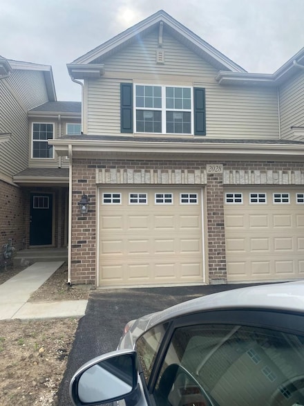 2028 Canyon Creek Dr Unit 2028, Aurora, IL 60503