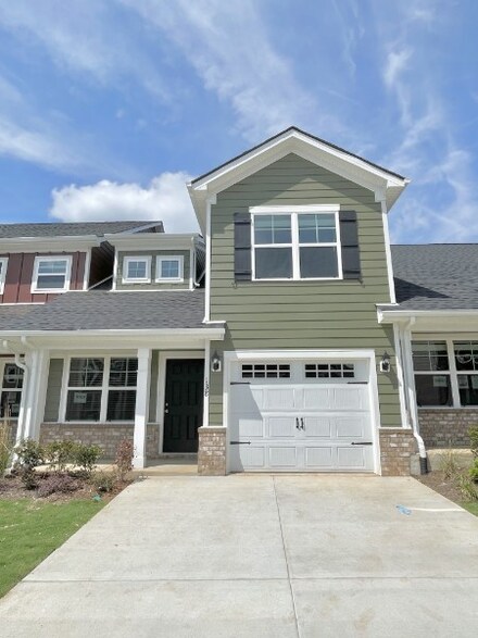 405 Ezra St, Pleasant View, TN 37146