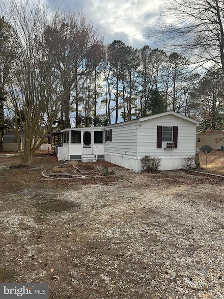 37178 Pinewood Rd, Ocean View, DE 19970