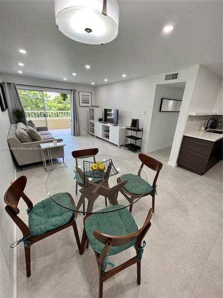 3304 Virginia St Unit 6B, Miami, FL 33133
