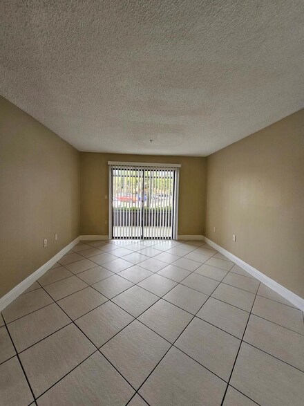 2313 N Congress Ave Unit 18, Boynton Beach, FL 33426