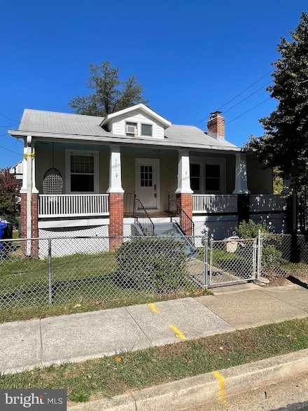 2501 11th St N, Arlington, VA 22201