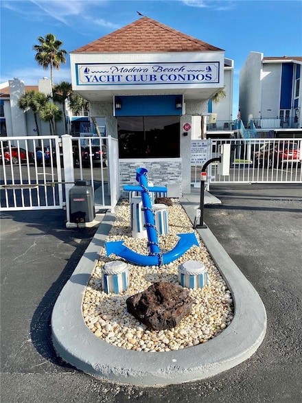 165 Medallion Blvd Unit C, Madeira Beach, FL 33708