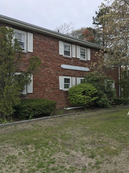 428 Main St Unit 2-3, West Dennis, MA 02670