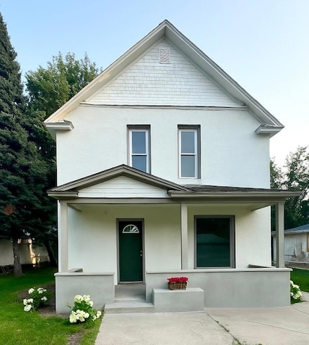 420 D St NE, Brainerd, MN 56401