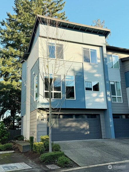 16201 Meadow Rd Unit H1, Lynnwood, WA 98087