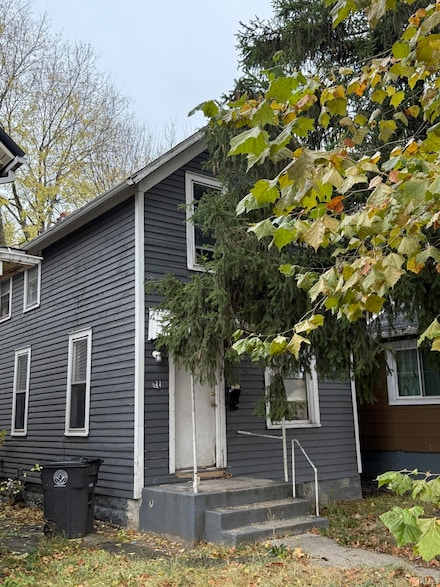 411 Wiebke St, Fort Wayne, IN 46806