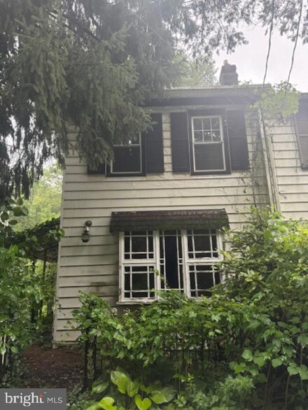7851 Mill Rd, Elkins Park, PA 19027