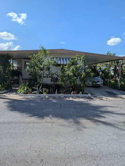 601 Starkey Rd Unit 311, Largo, FL 33771
