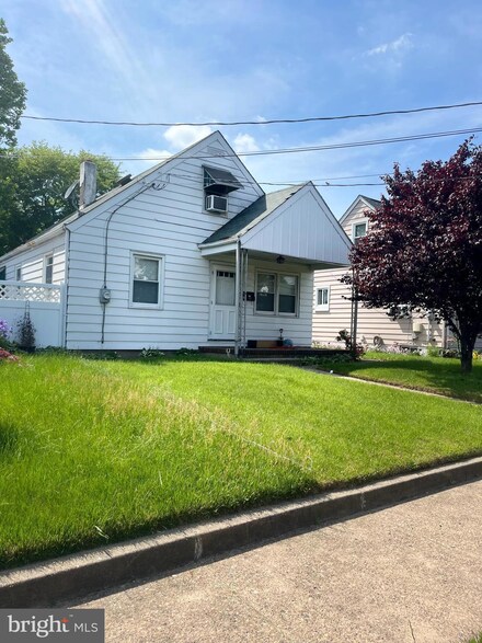 147 Jeremiah Ave, Trenton, NJ 08610