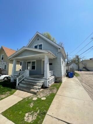 115 14th St NW, Cedar Rapids, IA 52405
