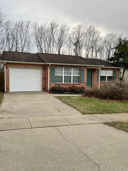 122 Jeremy Dr, Frankfort, KY 40601