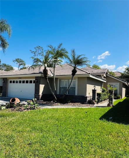 1404 Woodstream Dr, Oldsmar, FL 34677