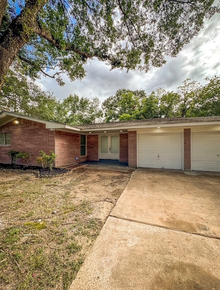 17903 Wild Oak Dr, Houston, TX 77090