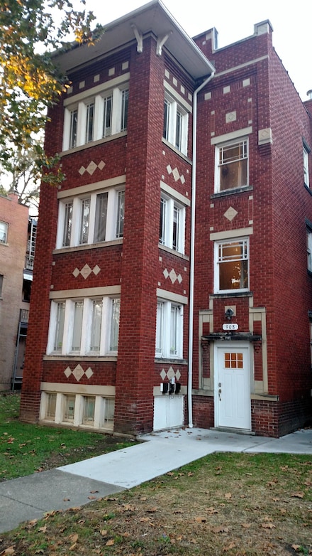 908 & 906 9th Ave, Huntington, WV 25701