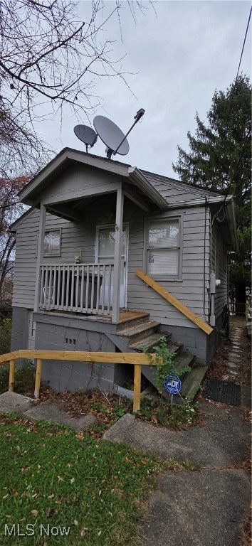 1406 N 6th St, Martins Ferry, OH 43935