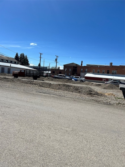 22 & 24 4th Ave SE, Conrad, MT 59425