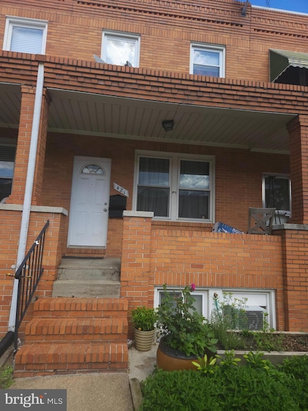 421 Folcroft St, Baltimore, MD 21224