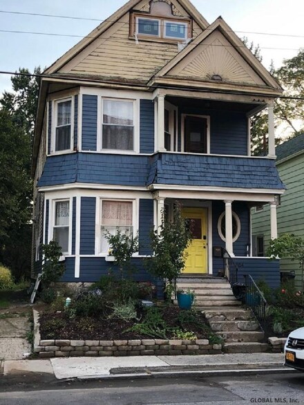 854 Eastern Ave, Schenectady, NY 12308