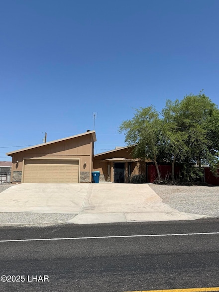 3231 Daytona Ave, Lake Havasu City, AZ 86403