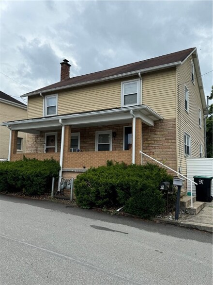 8 Grant St, Morgan, PA 15064