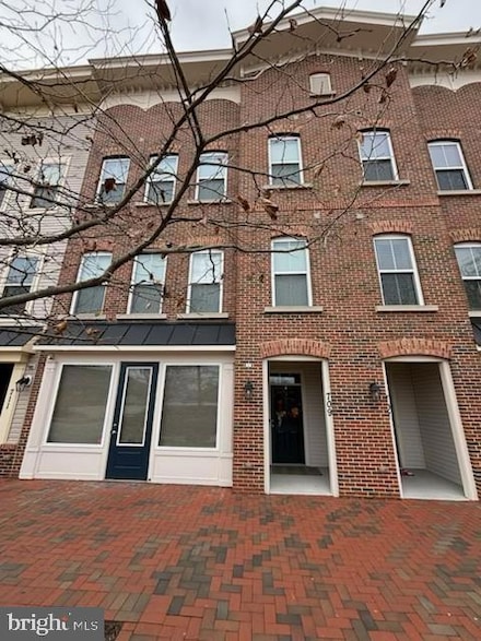 709 Skippers Ln, Annapolis, MD 21401