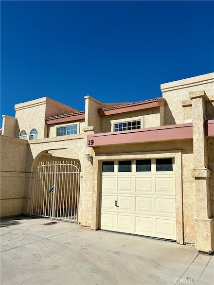 11496 Nautical Ln Unit 19, Helendale, CA 92342